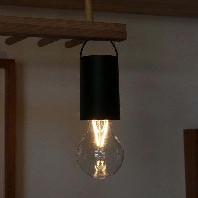 лампа підвісна на акумуляторі