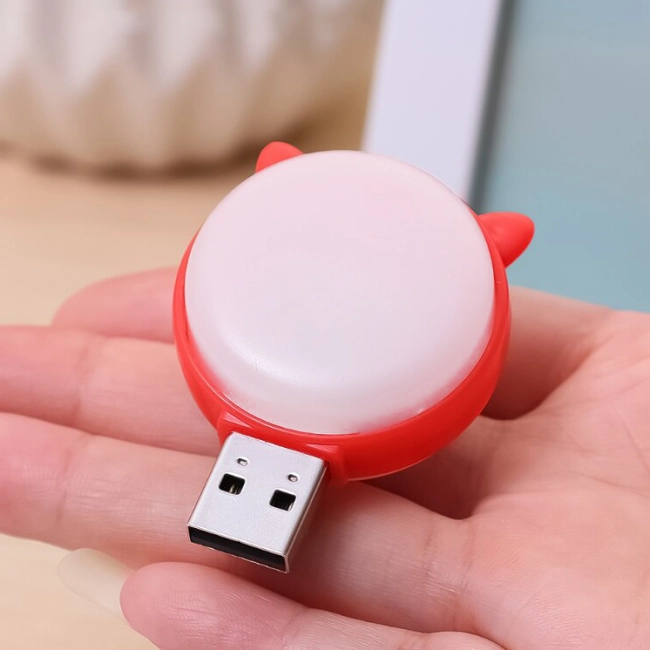 портативна лампочка на usb