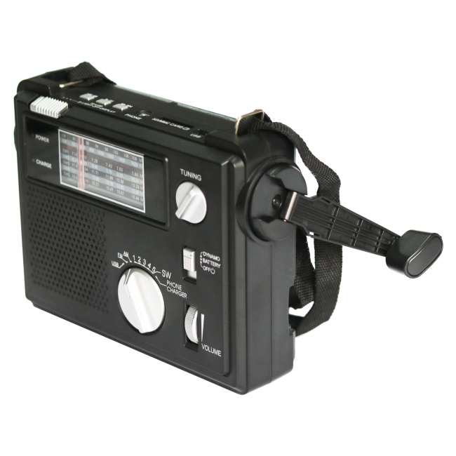 радио с фонарем и динамо