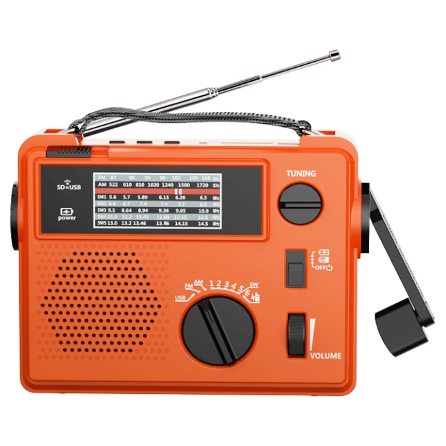 радио динамо с фонарем