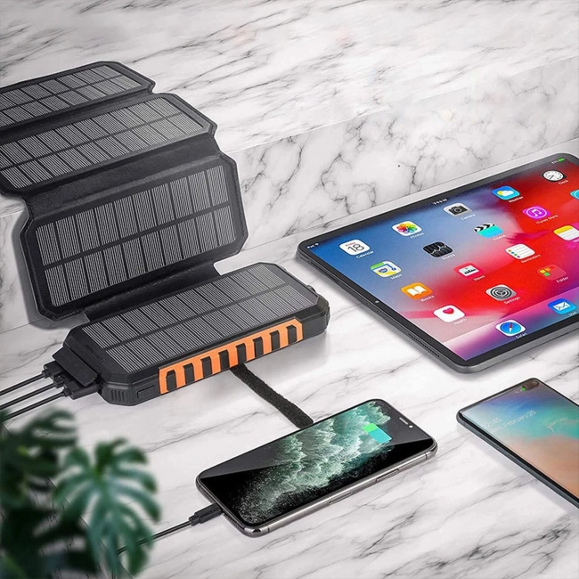 повербанк с раскладной солнечной панелью