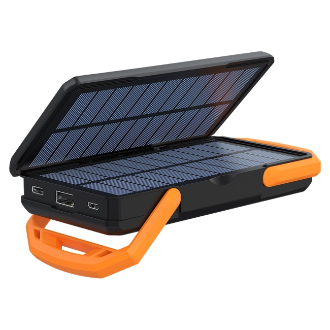 повербанк з ліхтарем та сонячною батареєю