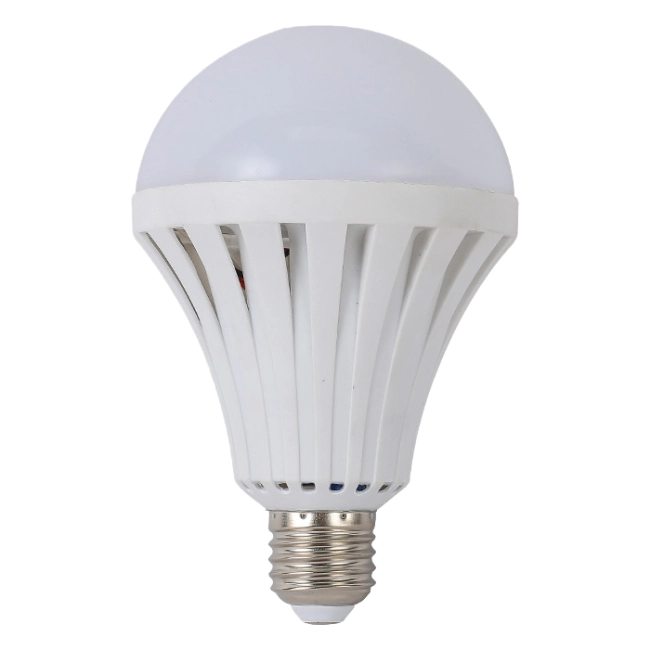 лампочка 7 Вт на акумуляторі