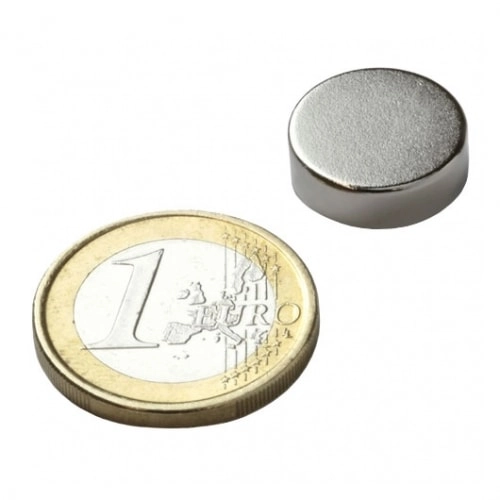 мощный магнит