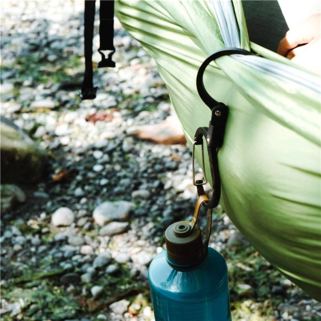 d-образный карабин