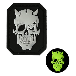 светящийся патч череп