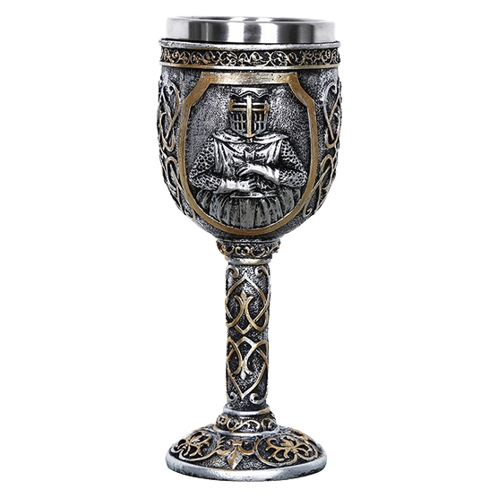 металлический бокал для вина