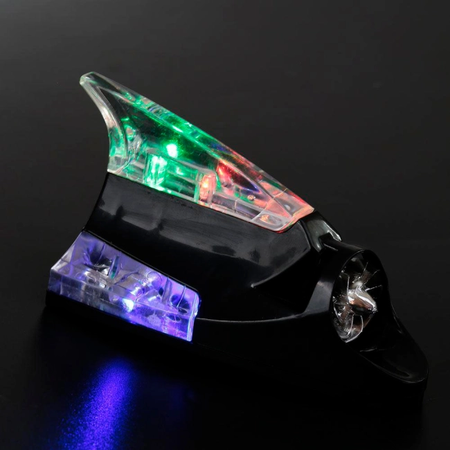 акулячий плавник на машину