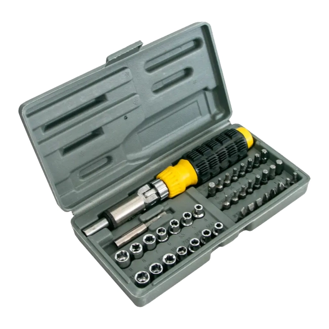 купить отвертку с набором головок и бит