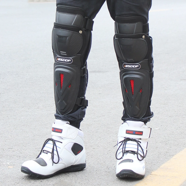 мотоциклетні наколінники та налокітники захисні