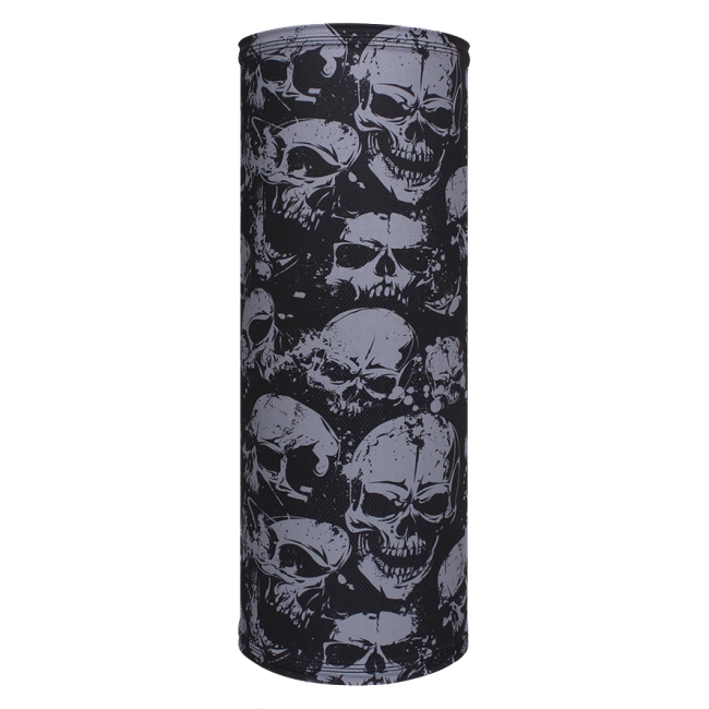 бафф с рисунком черепов