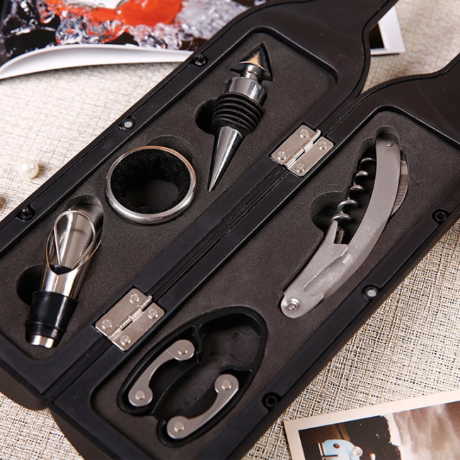 набор для вина в виде бутылки