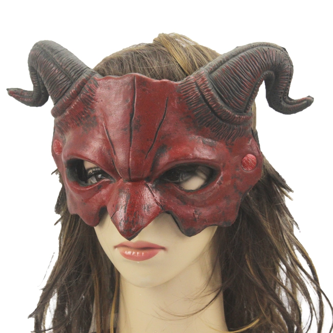 купить полумаску демона