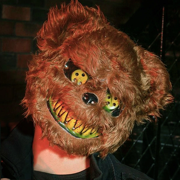 купити маску ведмедика вбивці