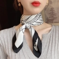 жіноча шийна хустка