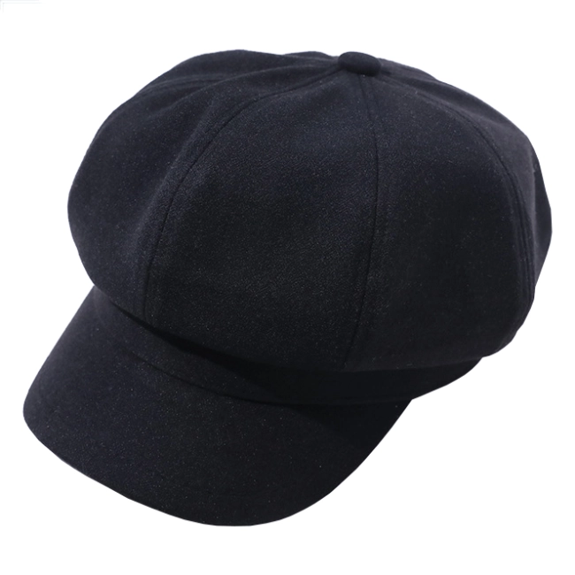 берет з козирком для жінок