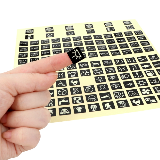 светящиеся наклейки в салон автомобиля