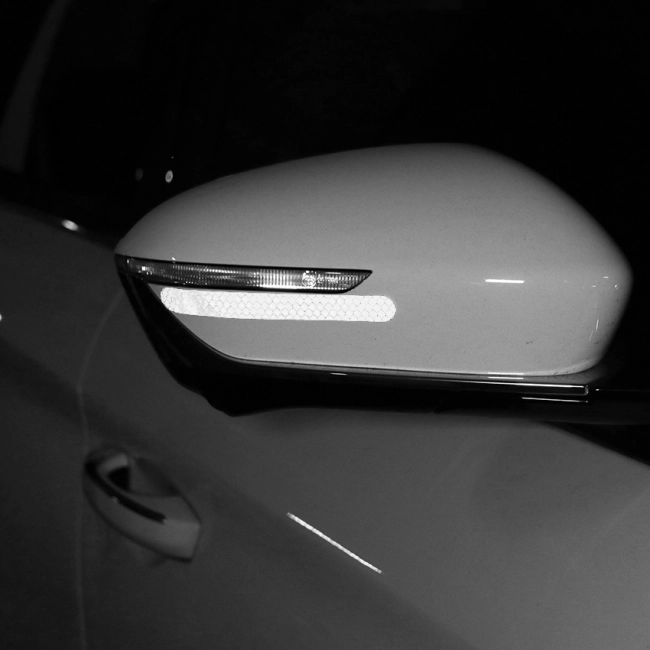 наклейки світловідбиваючі на бічні дзеркала авто