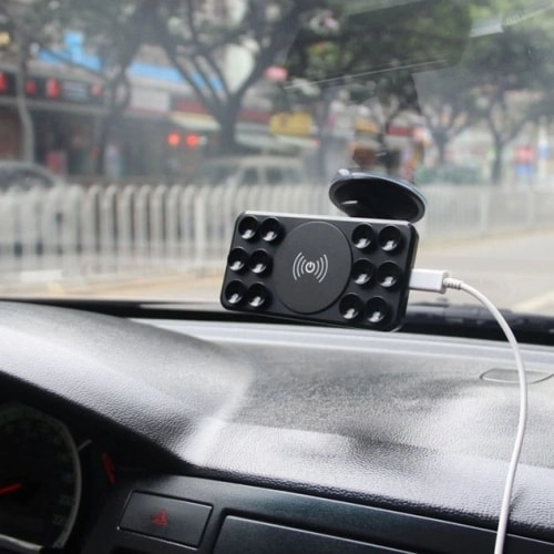 беспроводная зарядка Qi в автомобиль