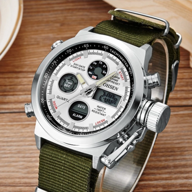 чоловічий тактичний годинник на руку