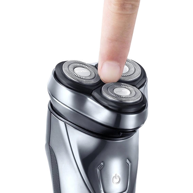 мужская электробритва на аккумуляторе