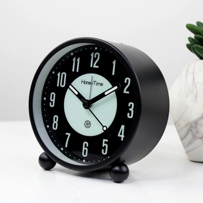 настільний годинник, що світиться, з будильником