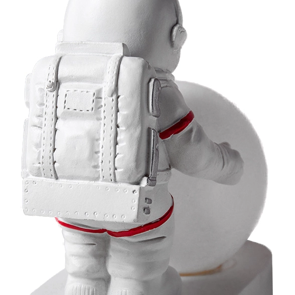 светодиодный светильник с космонавтом