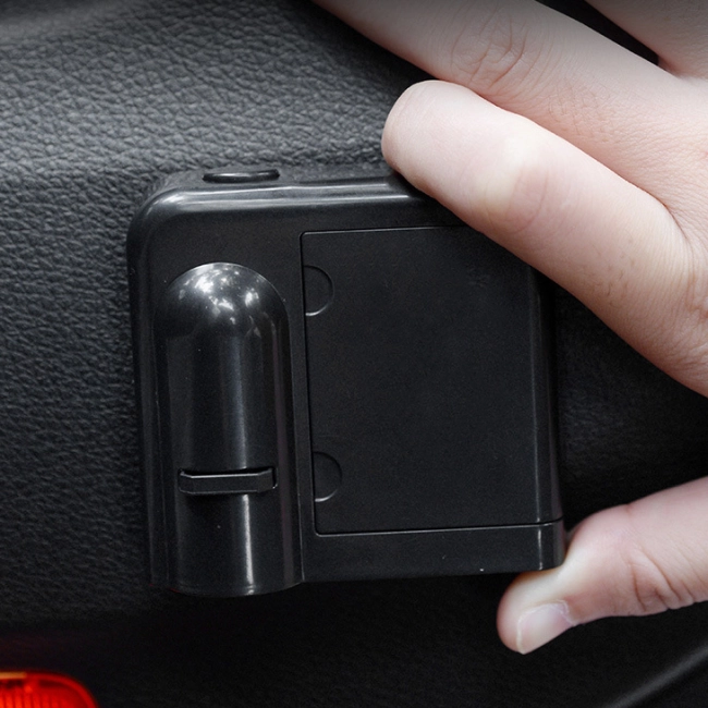 подсветка для дверей машины с логотипом