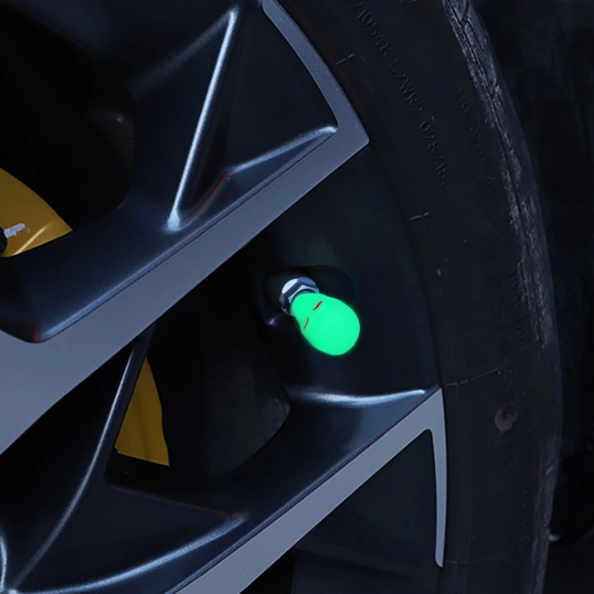 колпачки для ниппелей автомобильных колес в виде черепов