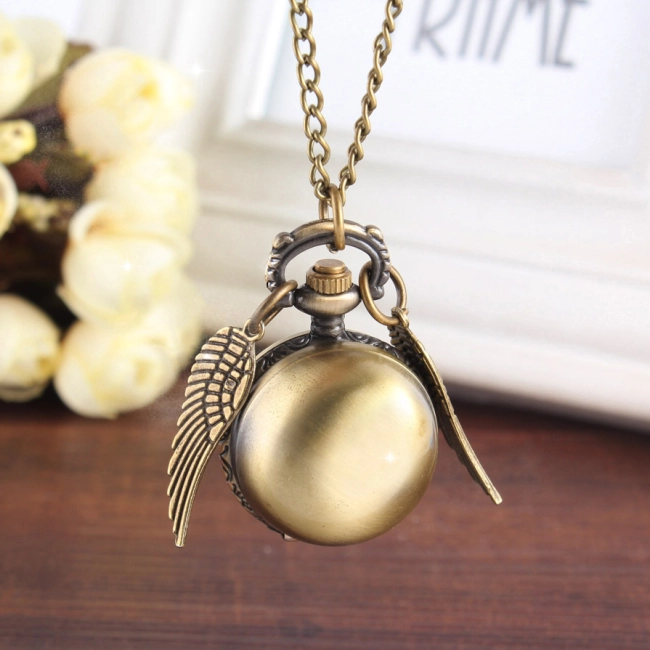 карманные часы в виде снитча