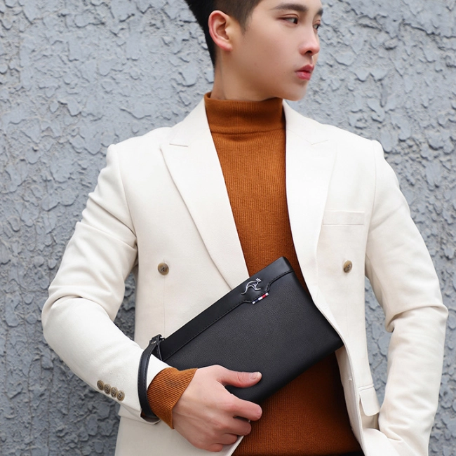 клатч чоловічий з ремінцем