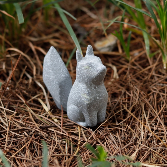 купить фигурку белки со светящимися глазами