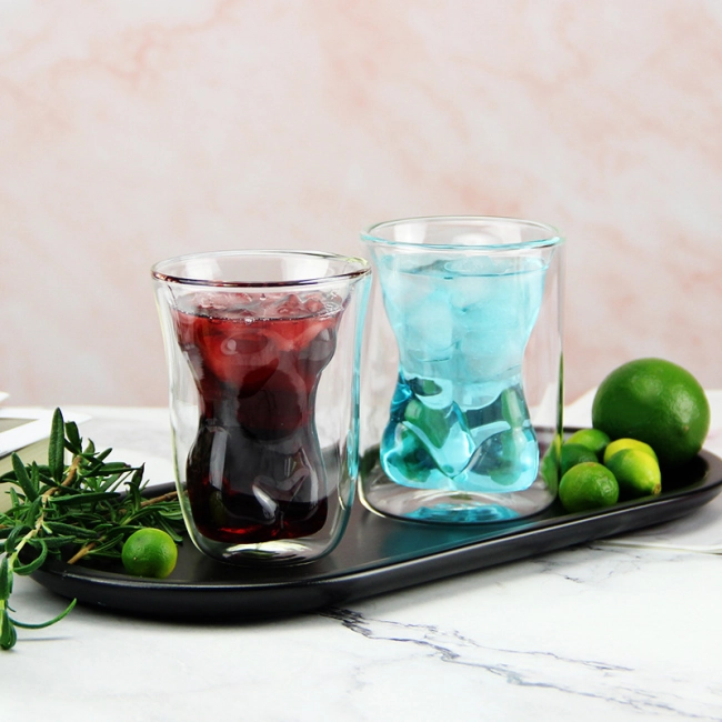 склянка з подвійним дном у вигляді тіла