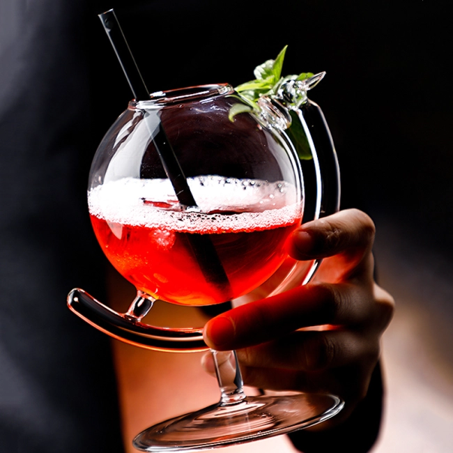 бокал под коктейли