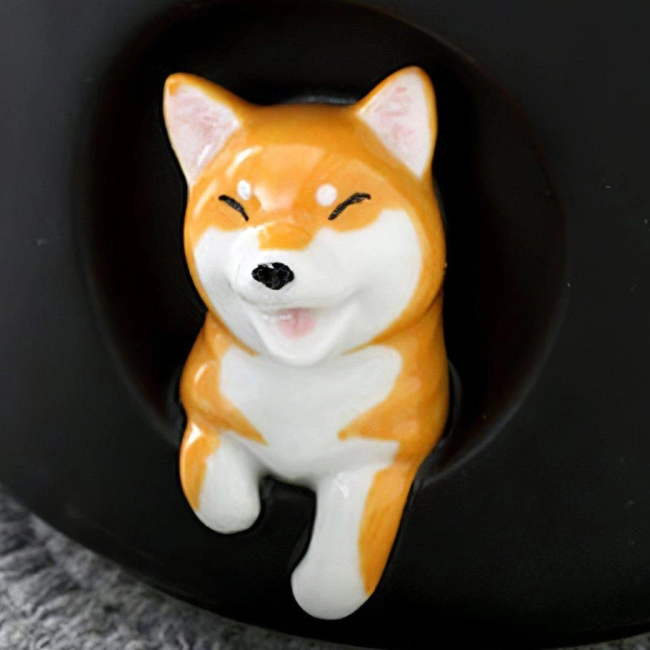 керамічна чашка з собакою