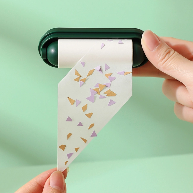 липкий ролик для чистки одежды