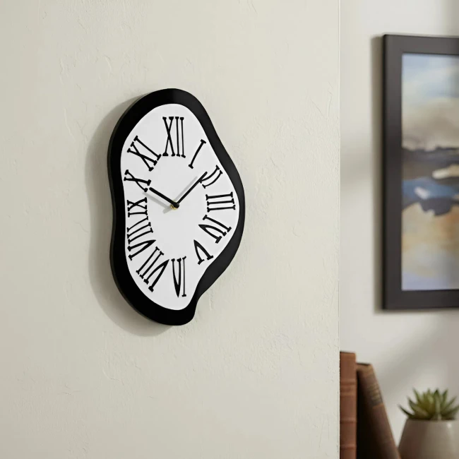 настінний кварцовий годинник