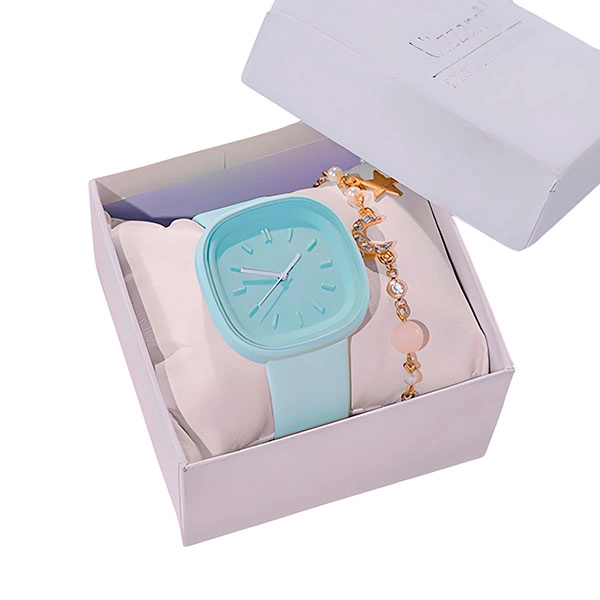 наручний годинник для дівчини