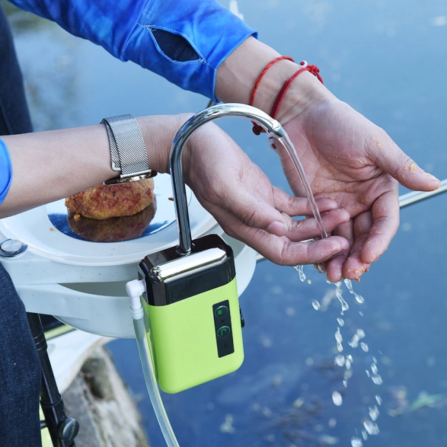 сенсорный походный умывальник