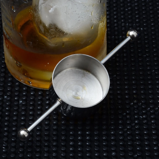 мерный стакан под коктейли