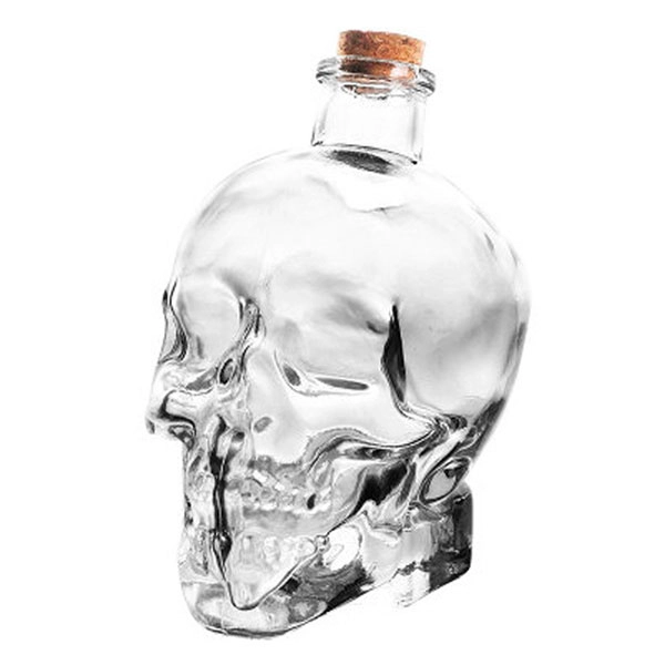 бутылка в форме черепа