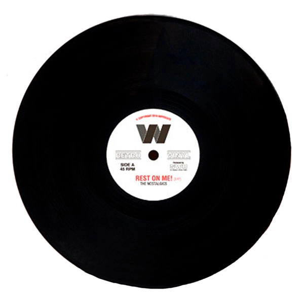 подставка под тарелку в виде пластинки