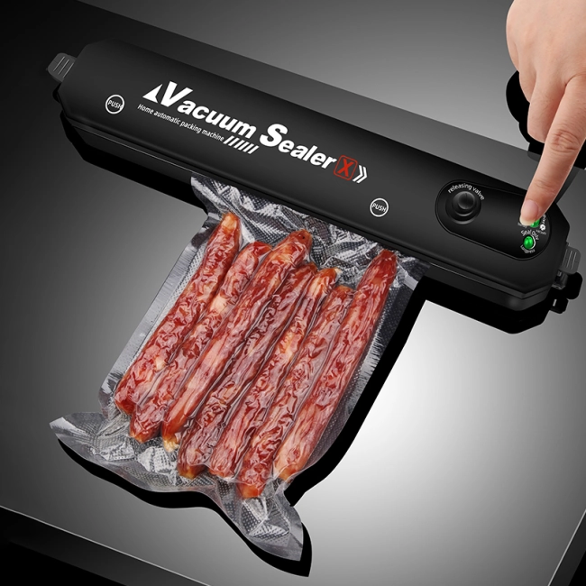 вакуумний пакувальник для зберігання їжі