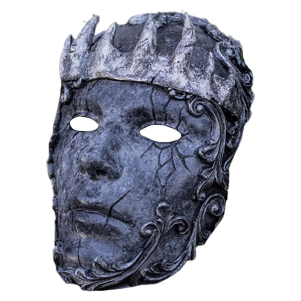 страхітлива маска на обличчя