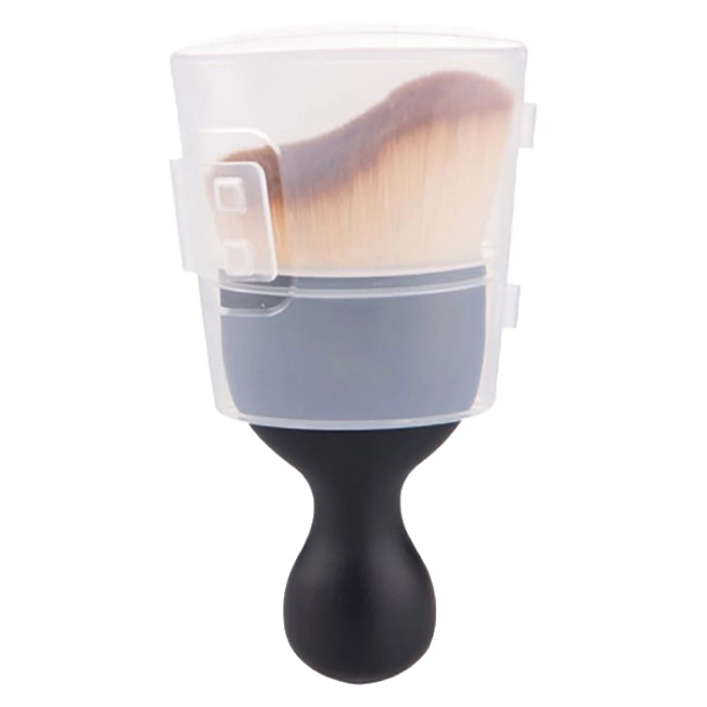 щетка для чистки салона в автомобиле