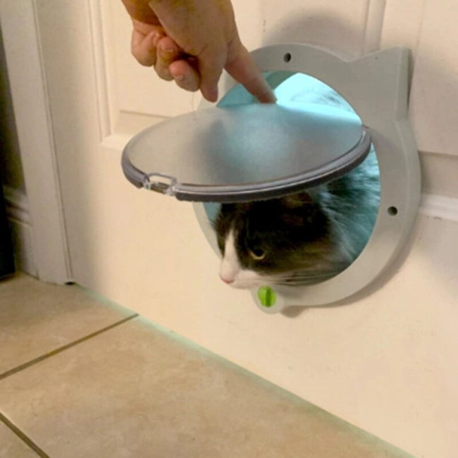 дверцята для котів і собак