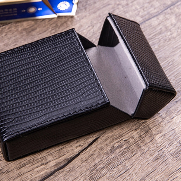 портсигар в форме пачки сигарет