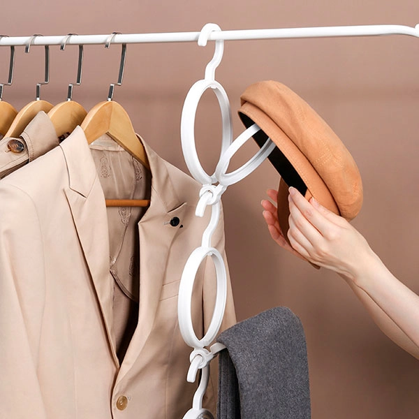 плечики в шкаф для головных уборов