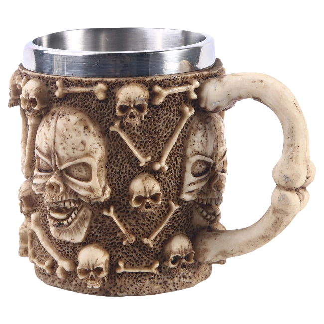 чашка зі скелетами