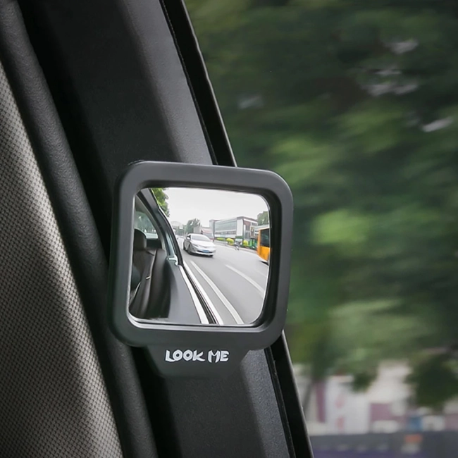 дополнительное зеркало для задних сидений